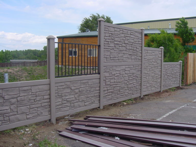 Simtek Fence Installation in Colorado Springs Durable & Stylish