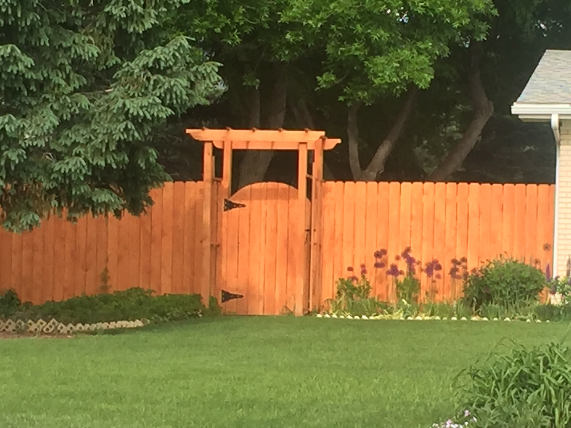 Cedar Fencing Installation in Colorado Springs Quality & Durable Fences